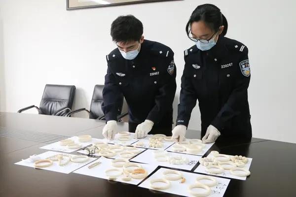 得一<a href='http://m.jnjinpai.cn' title='國際海運' >國際海運</a>