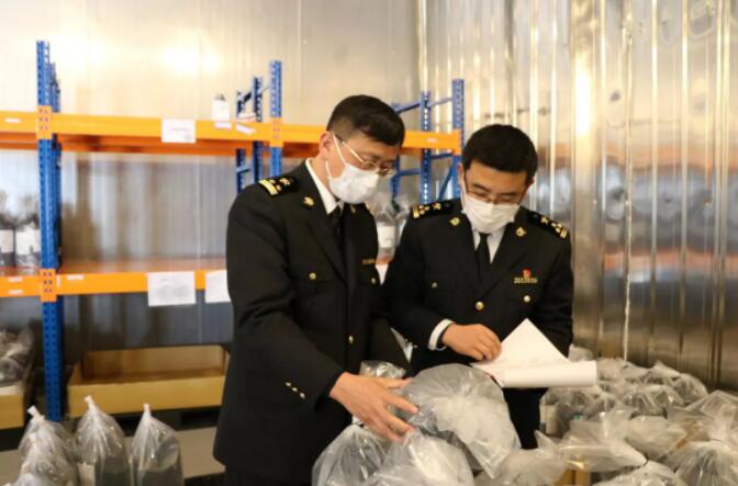 <a href='http://m.jnjinpai.cn' title='危險品運輸' >危險品運輸</a>